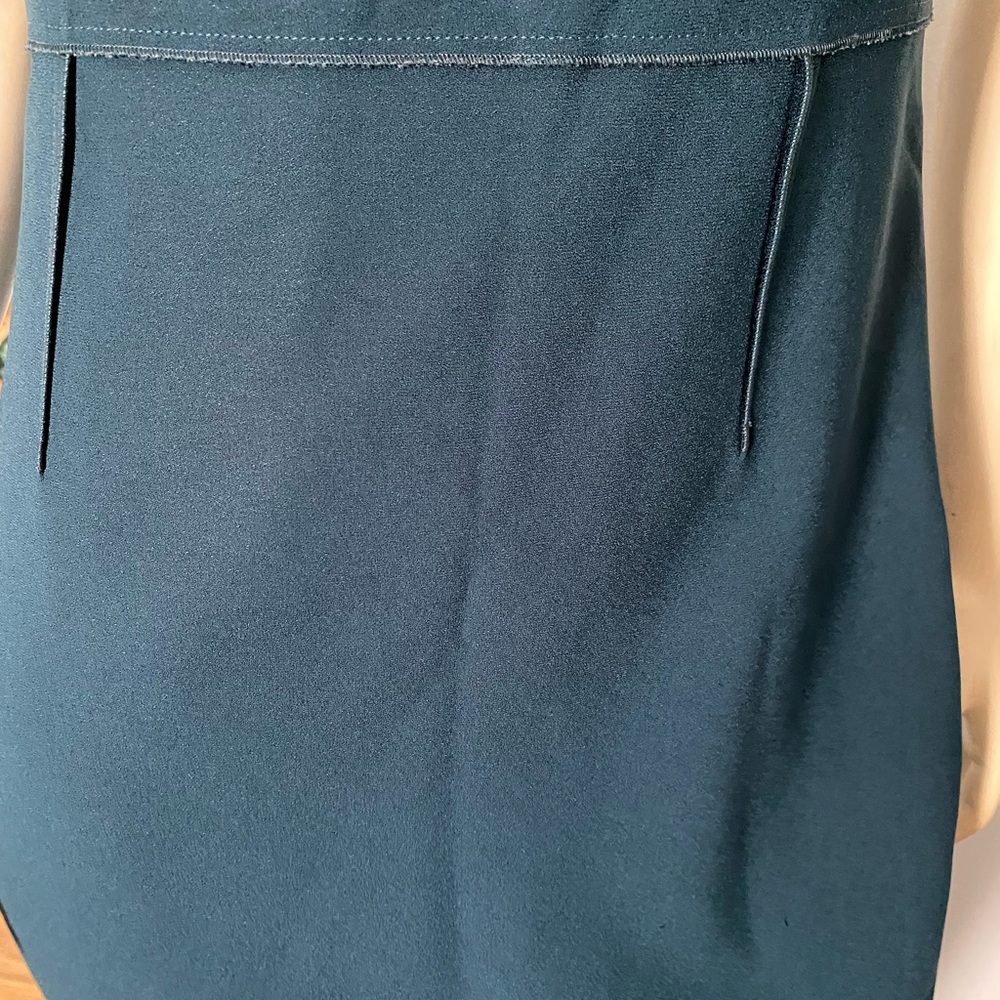 Dress - Picture 10 of 12